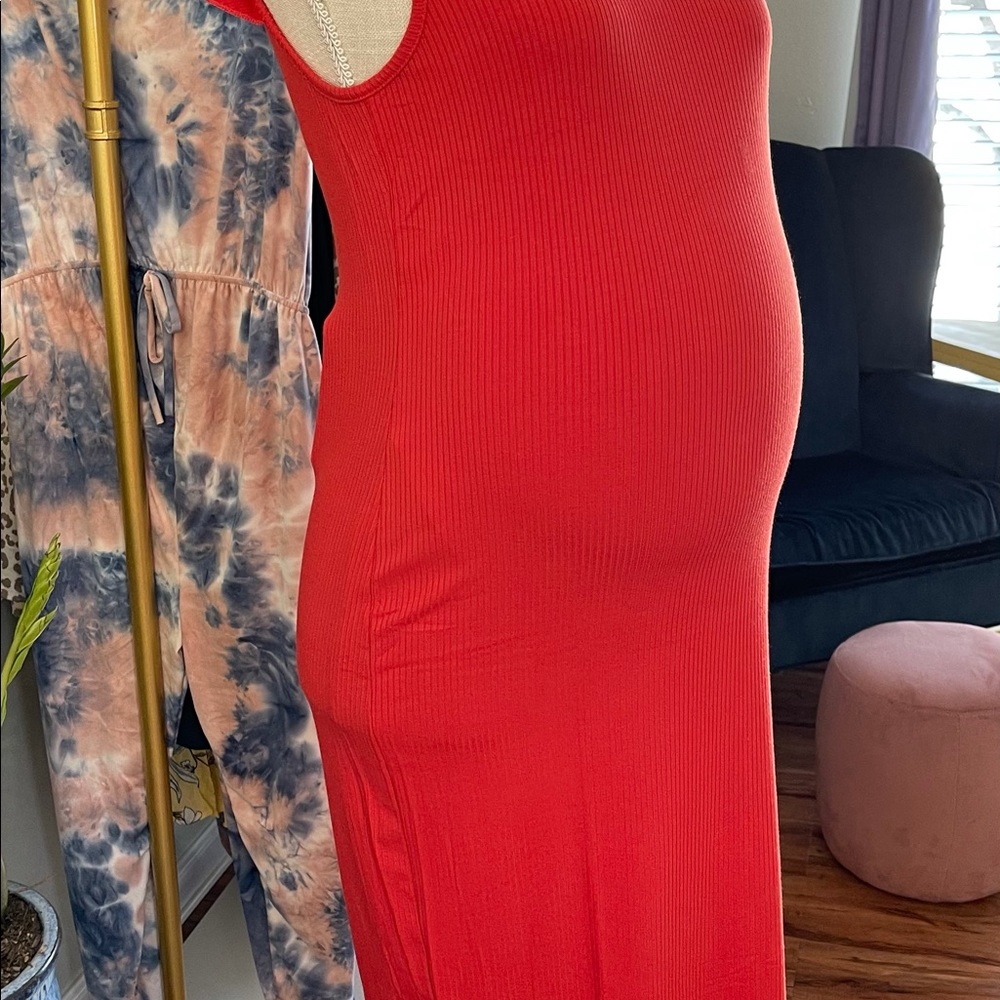 Coral red sleeveless maternity dress - Picture 2 of 4